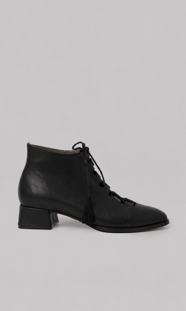 Μαύρα Δερμάτινα Μυτερά Ankle Boots
