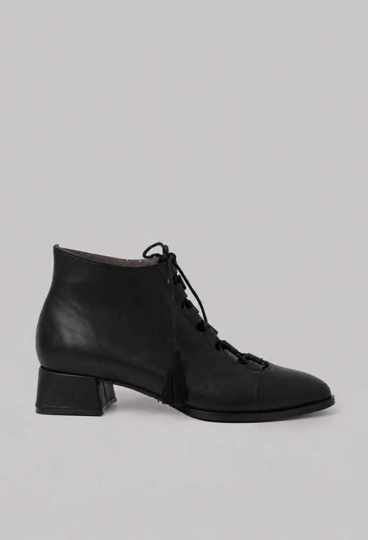 Μαύρα Δερμάτινα Μυτερά Ankle Boots