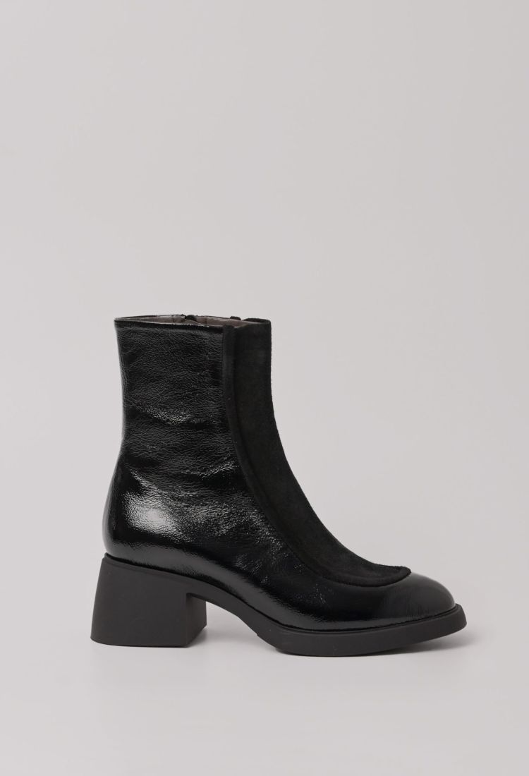 Μαύρα Λουστρίνι Ankle Boots
